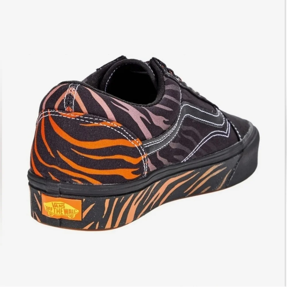 Vans project cat
